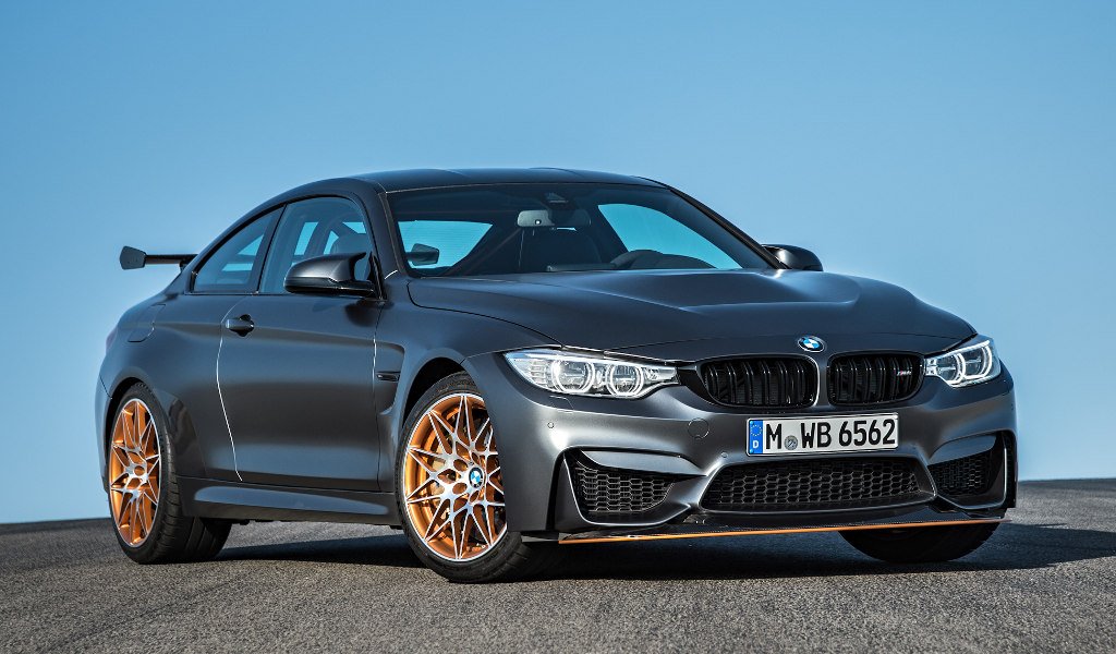 2016-BMW-M4-GTS