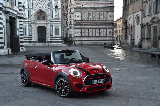 Mini Convertible JCW